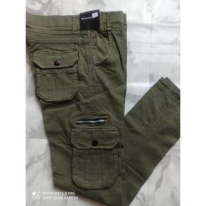 Men's 6 Pocket Cargo Mobile Pant.