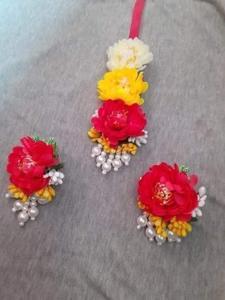 Artificial Earrrings & Tikli Set-red color